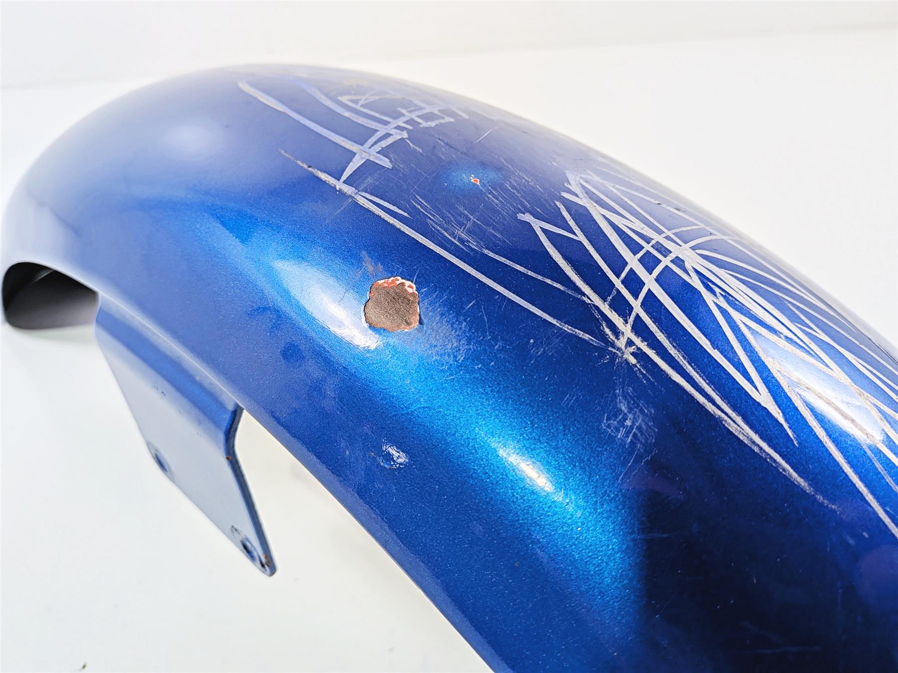1995 Honda VT600 CD Shadow Deluxe Front Fender 61100-MR1-000Z