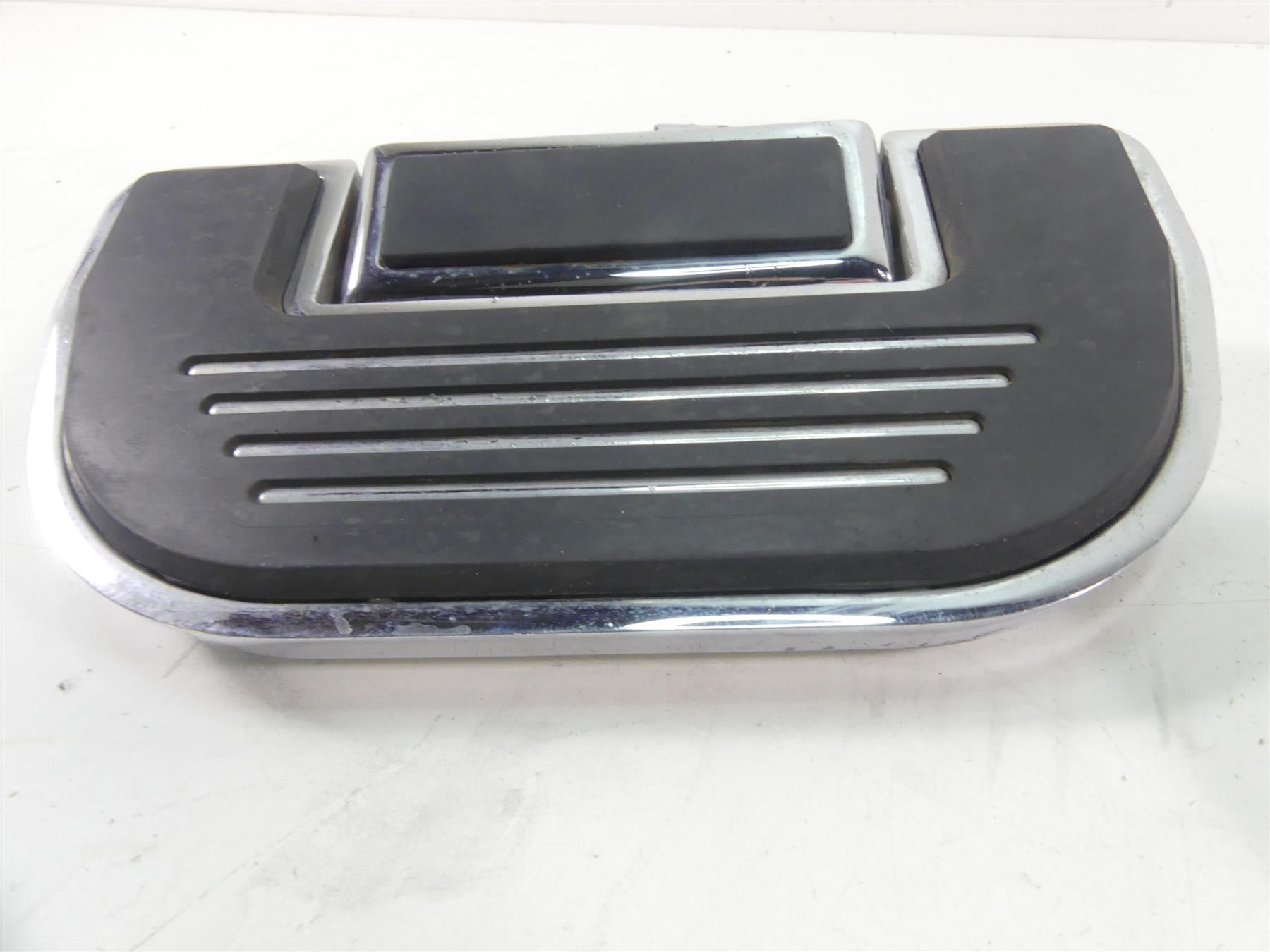 2007 Honda VT1100 C Shadow Spirit Kuryakyn Front Rear Floor Board Set 4351 8818 {{ shop.shopifyCountryName }} - Mototech271