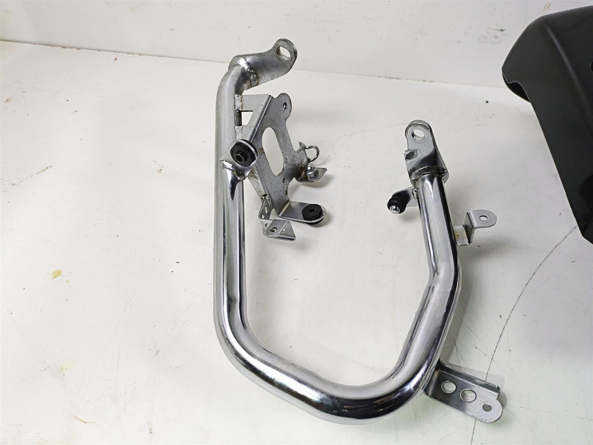 2004 Yamaha XVZ1300 Royal Star Front L+R Leg Fairings & Mounts 4XY-2835J-01-P5 {{ shop.shopifyCountryName }} - Mototech271
