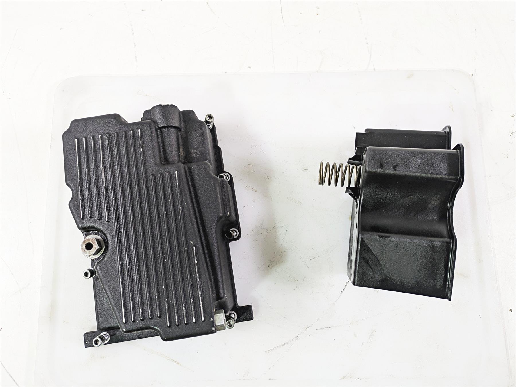 2017 Harley Dyna FXDB Street Bob Oil Pan Bottom Transmission Cover 26071-02 {{ shop.shopifyCountryName }} - Mototech271