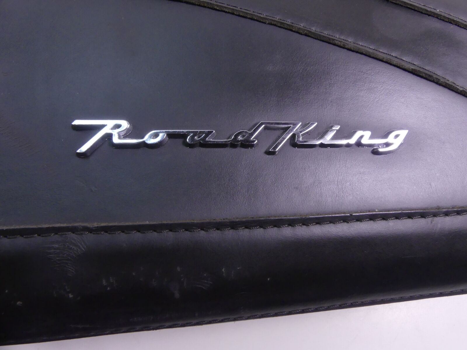 2004 Harley Touring FLHRSI Road King Left Leather Saddlebag Saddle Bag 91316-04 {{ shop.shopifyCountryName }} - Mototech271