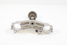Load image into Gallery viewer, 2005 Suzuki GSX1300R Hayabusa Gen 1 Lower Triple Tree Steering Stem Yoke 51410-2 | Mototech271
