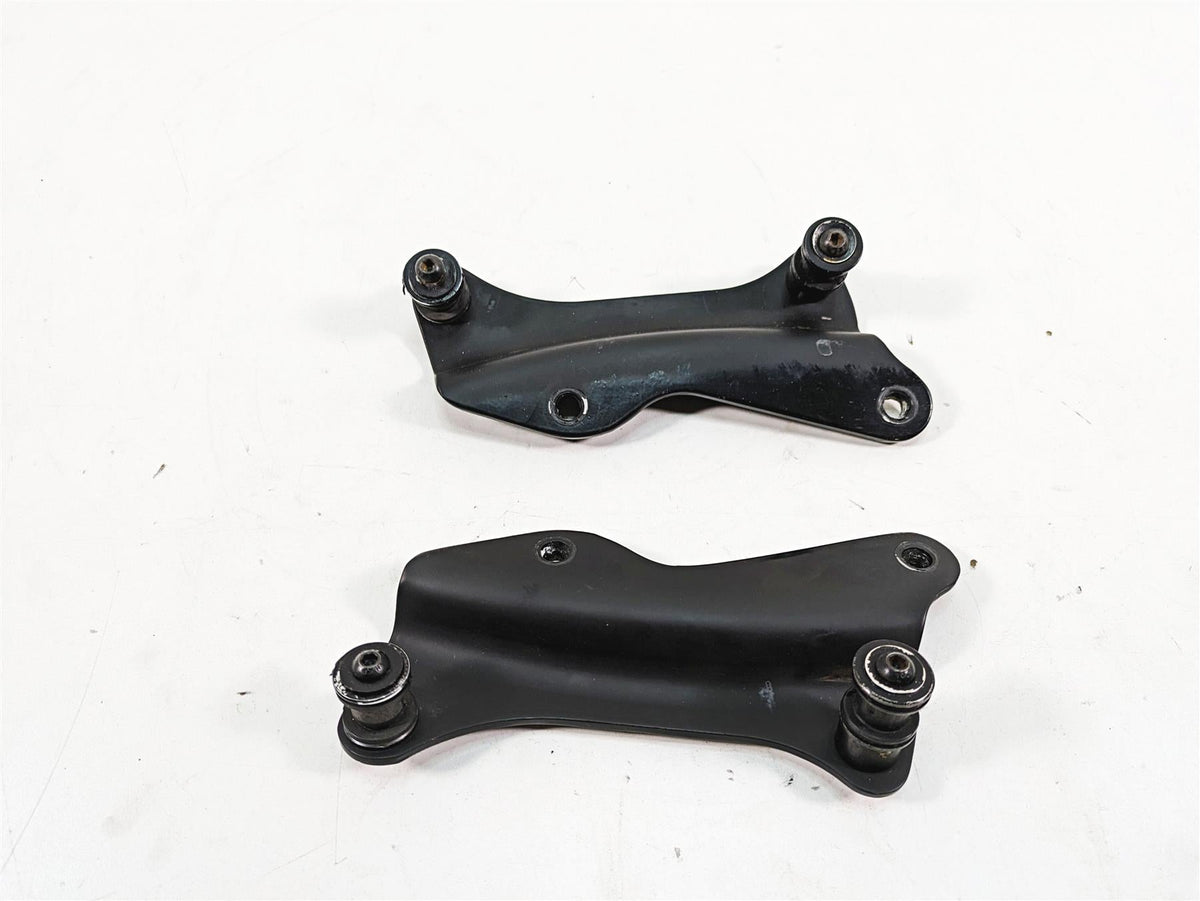 2018 Harley Touring FLHXSE CVO Street Glide Quick Connect For Back Rest 52300353 {{ shop.shopifyCountryName }} - Mototech271