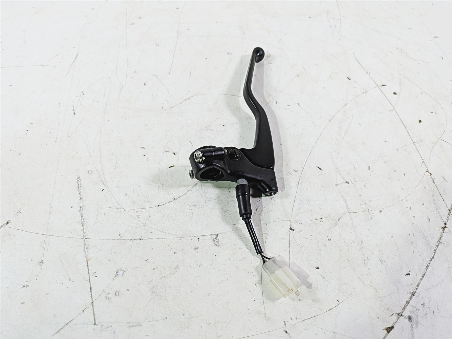 2022 MV Agusta F3 800 Rosso Clutch Perch & Lever 8000B8974 {{ shop.shopifyCountryName }} - Mototech271