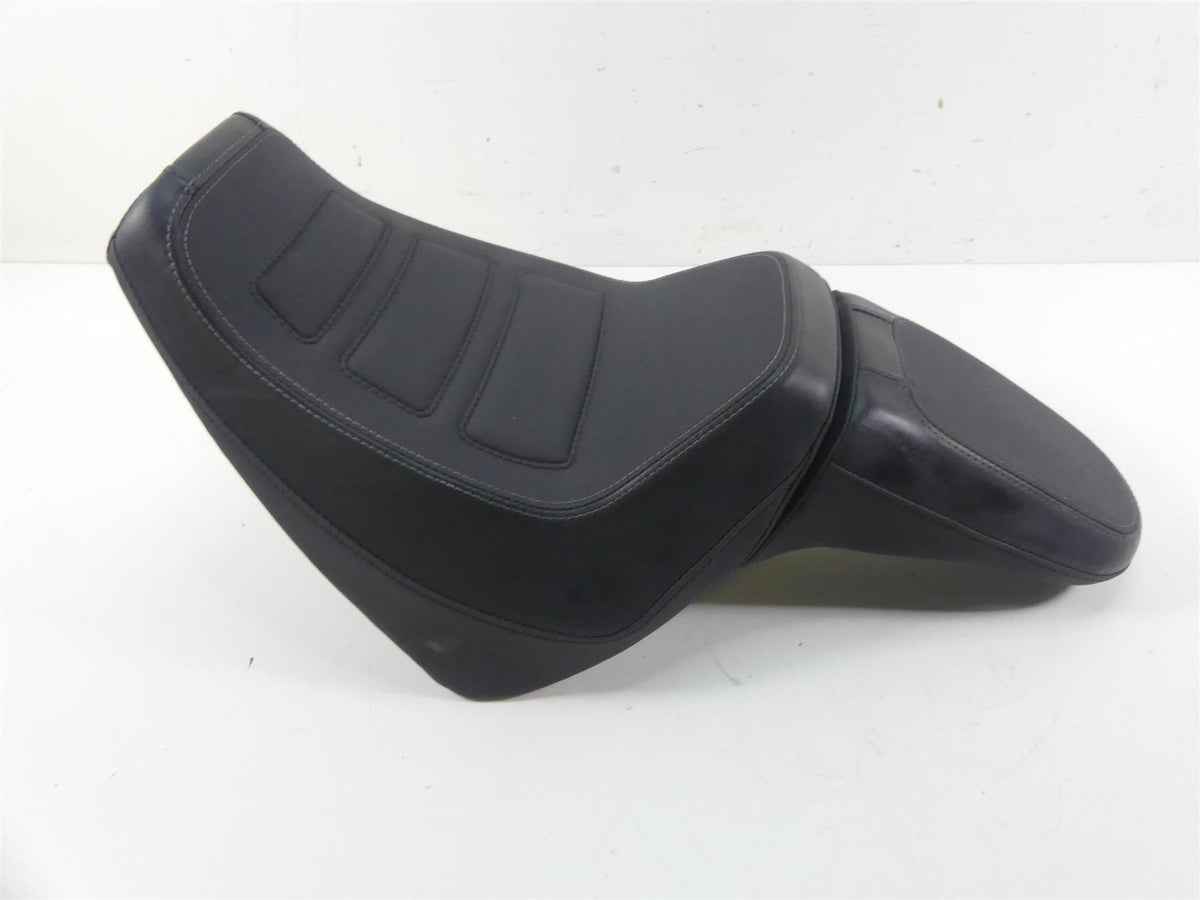 2018 Harley Softail FXFB Fat Bob Nice Dual Rider Driver Seat Saddle 52000322 {{ shop.shopifyCountryName }} - Mototech271