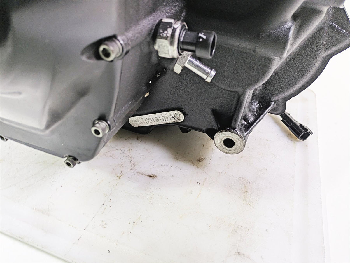 2019 Harley Softail FXDR 114 Milwaukee 8 Crank Case Shaft Cases Set 16200459 {{ shop.shopifyCountryName }} - Mototech271