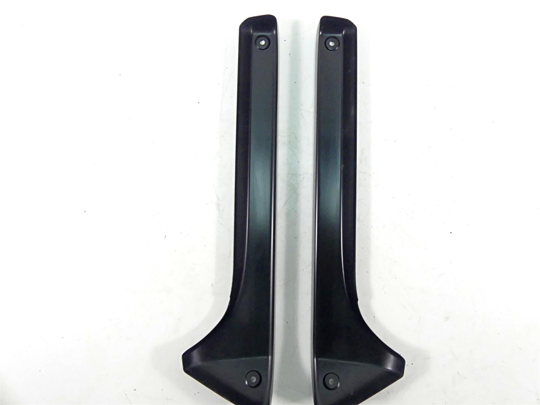 2007 Honda VTX1800 T2 Radiator Side Cover Fairing Set 19043-MCV-N10 {{ shop.shopifyCountryName }} - Mototech271