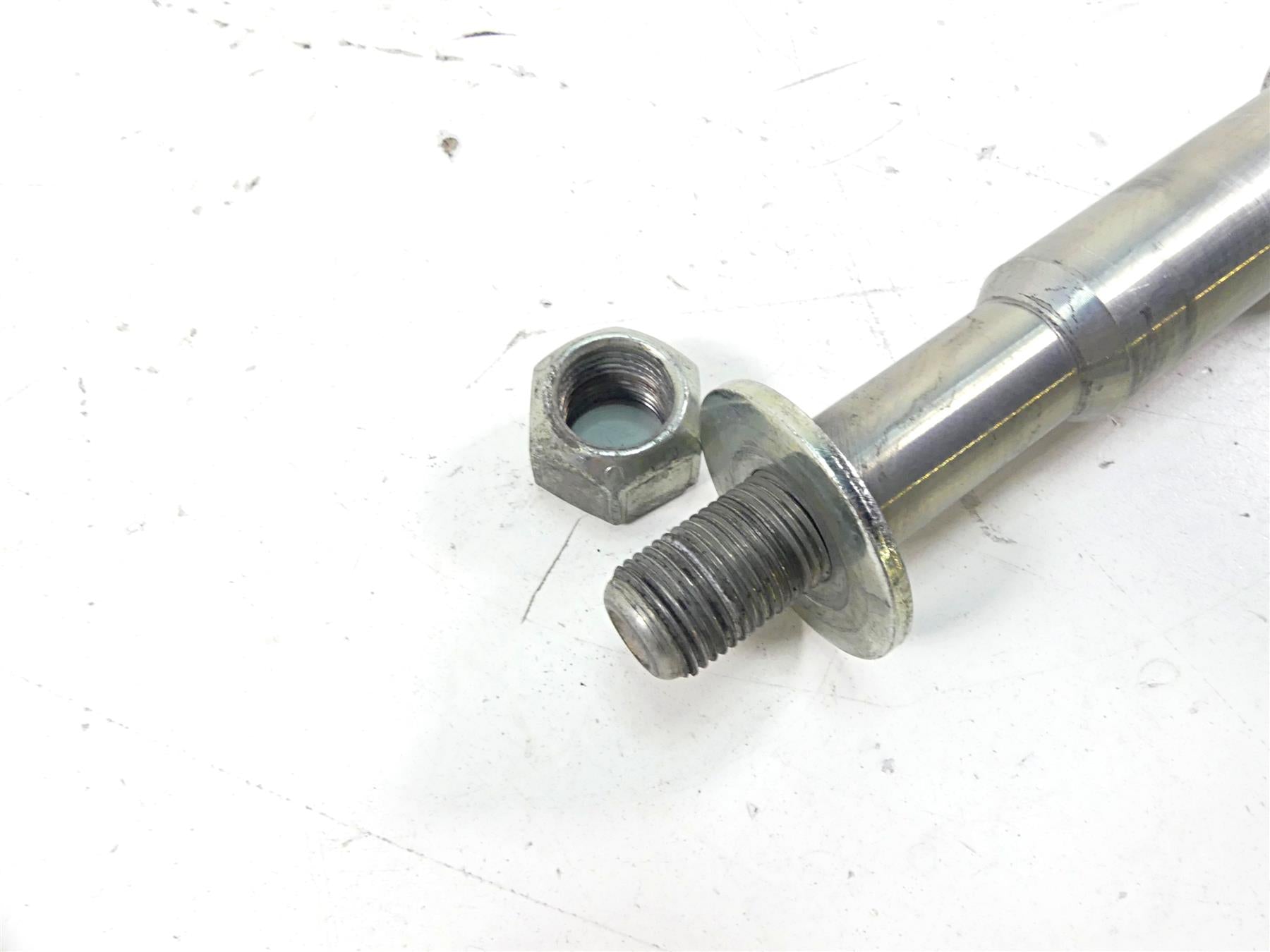 2008 Harley Touring FLHX Street Glide Straight Front Axle Wheel Spindle 41547-07 {{ shop.shopifyCountryName }} - Mototech271
