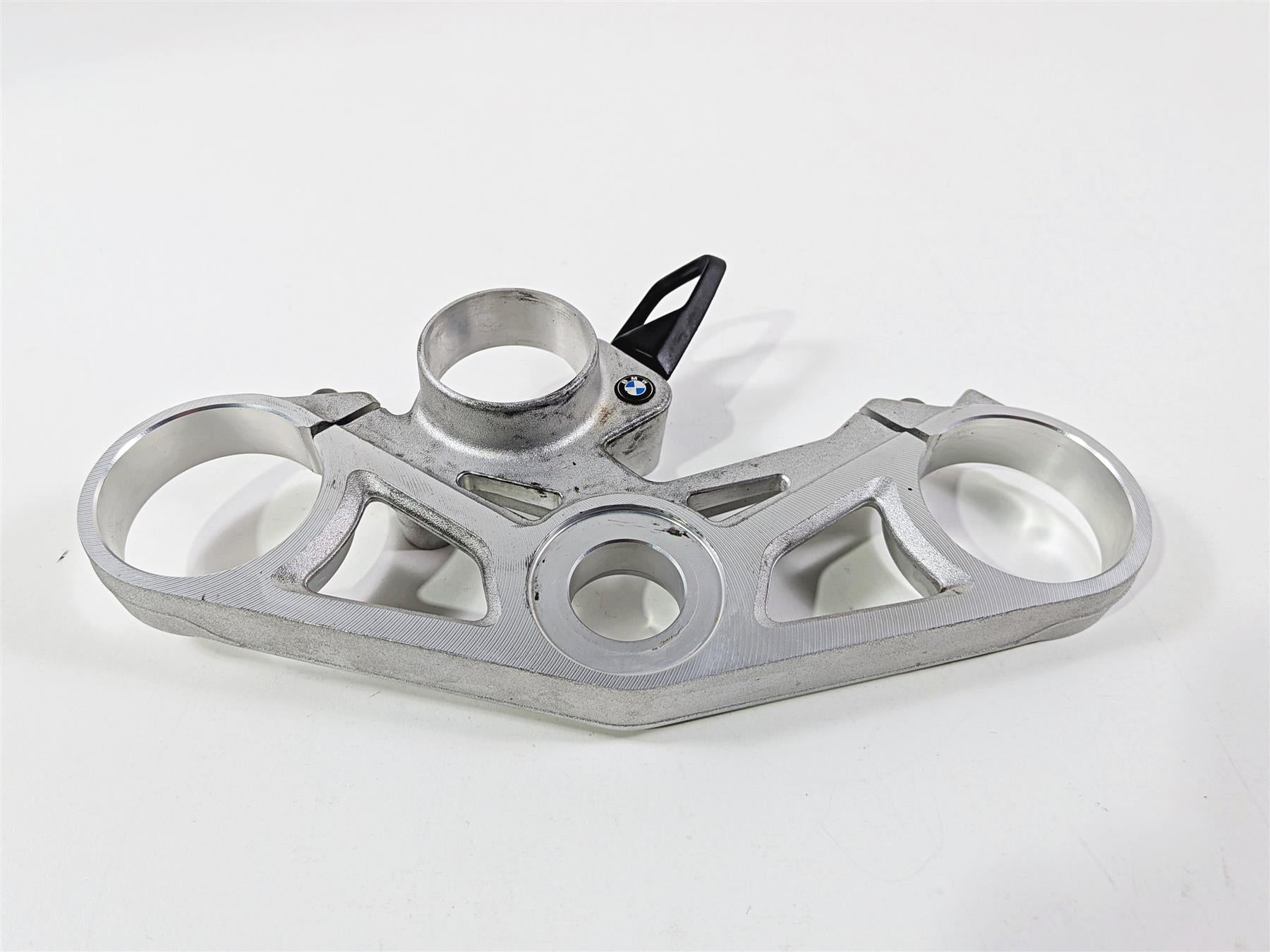 2014 BMW S1000RR K46 Upper Triple Tree Steering Clamp 31428526854 {{ shop.shopifyCountryName }} - Mototech271
