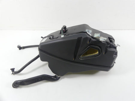 2010 Ducati Streetfighter 1098 S Air Box Cleaner Breather & Injectors 44211393B {{ shop.shopifyCountryName }} - Mototech271
