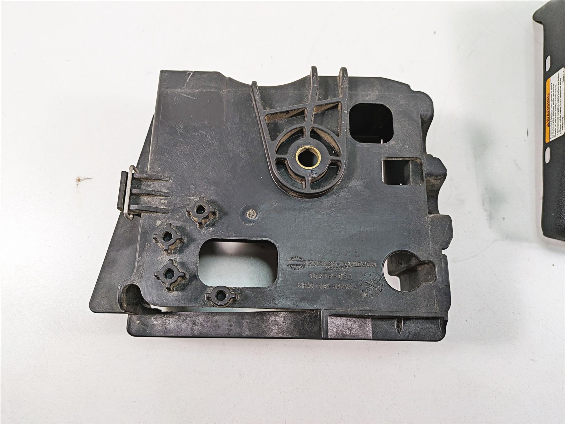 2009 Harley FXDF Dyna Fat Bob Battery Tray Stay Holder & Cover 70379-06A {{ shop.shopifyCountryName }} - Mototech271