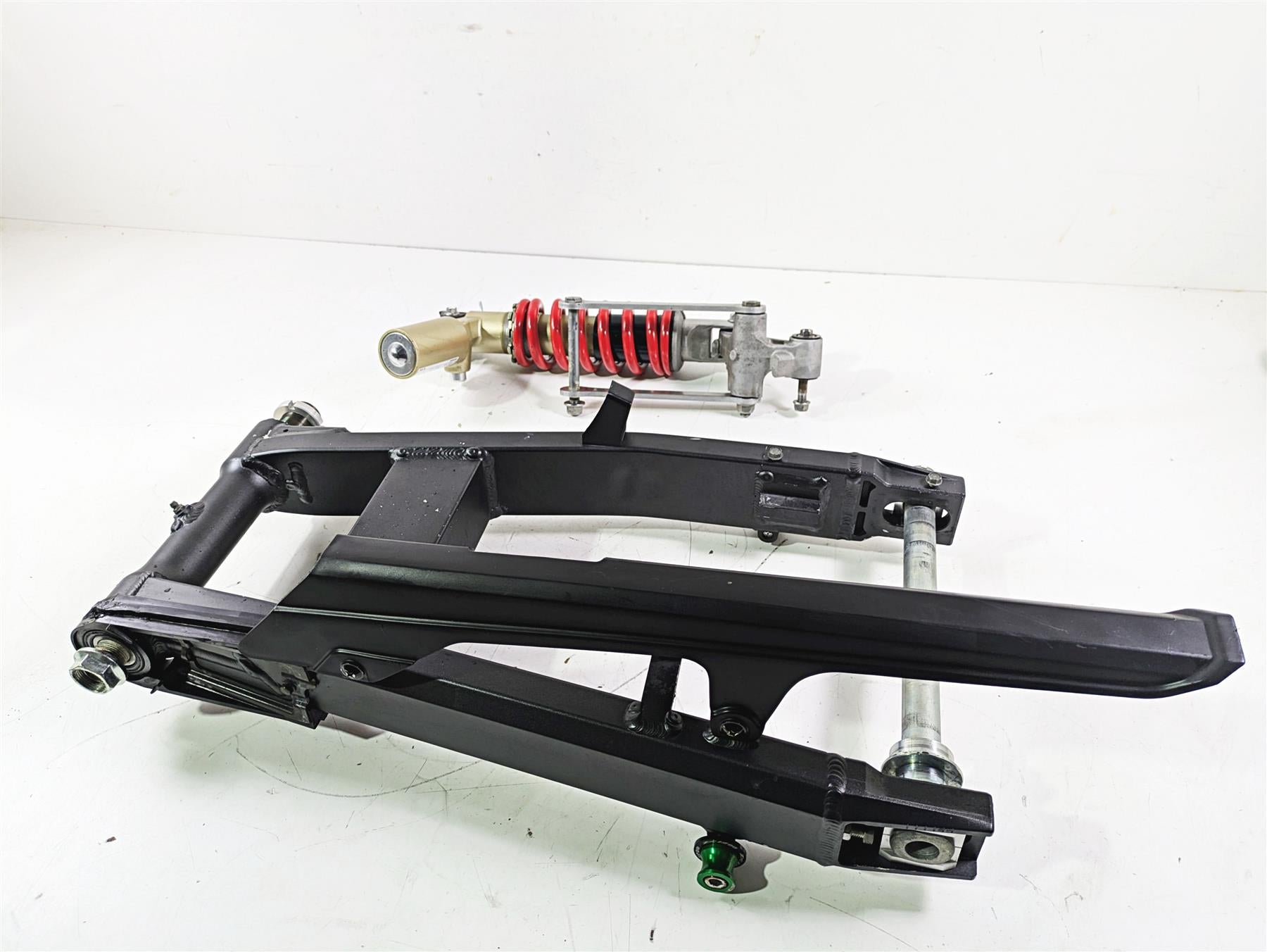 2005 Kawasaki ZX12R Ninja Rear Swingarm & Kyb Shock Set 33001-0053-8F 45014-0025 {{ shop.shopifyCountryName }} - Mototech271