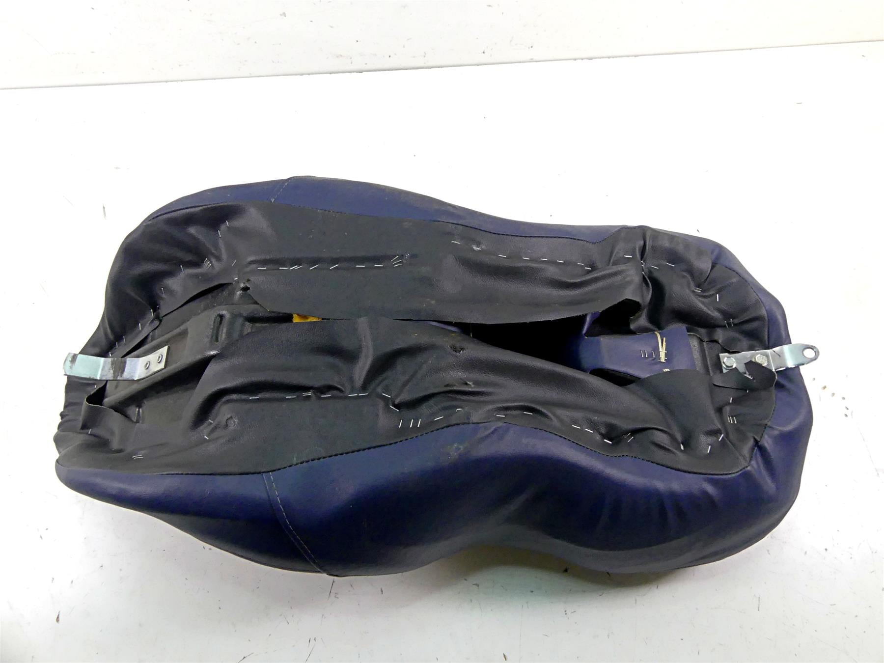2002 Harley Touring FLHTC Electra Glide Recovered Blue Seat Saddle 52164-97E {{ shop.shopifyCountryName }} - Mototech271