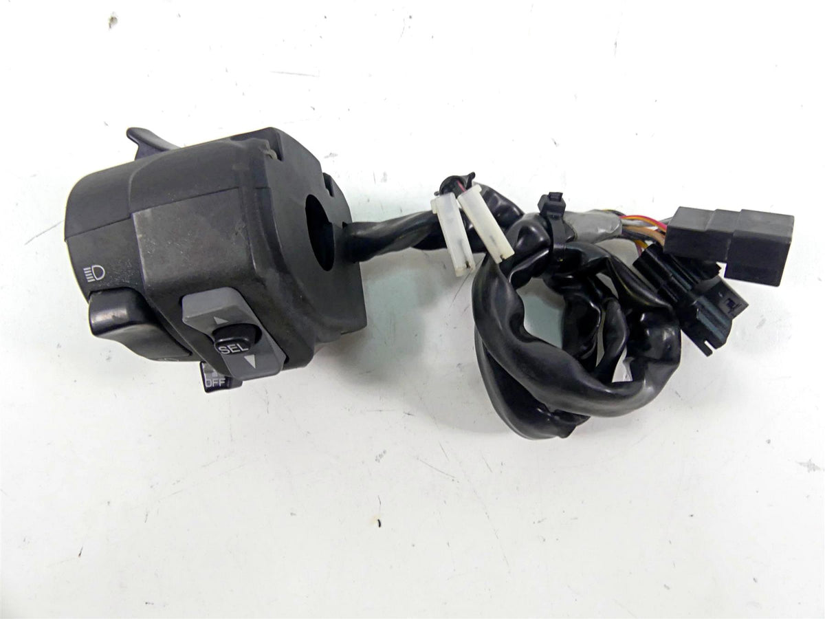 2017 Kawasaki ZX1400 ZX14R Ninja Left Control Switch Light Blinker 46091-0331 {{ shop.shopifyCountryName }} - Mototech271
