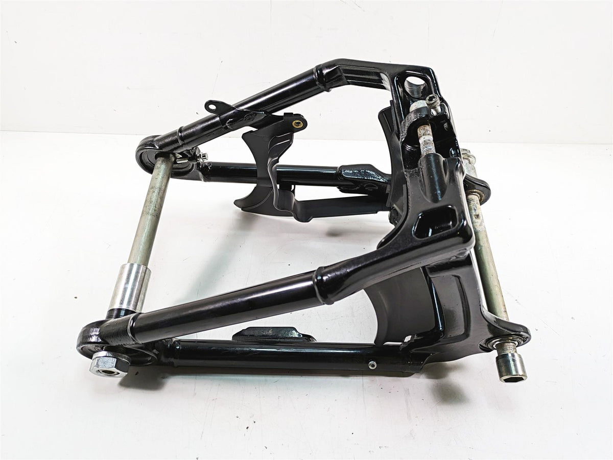 2020 Harley Softail FXBB Street Bob Swingarm + Axle & Guards - Read 47400099BHP {{ shop.shopifyCountryName }} - Mototech271