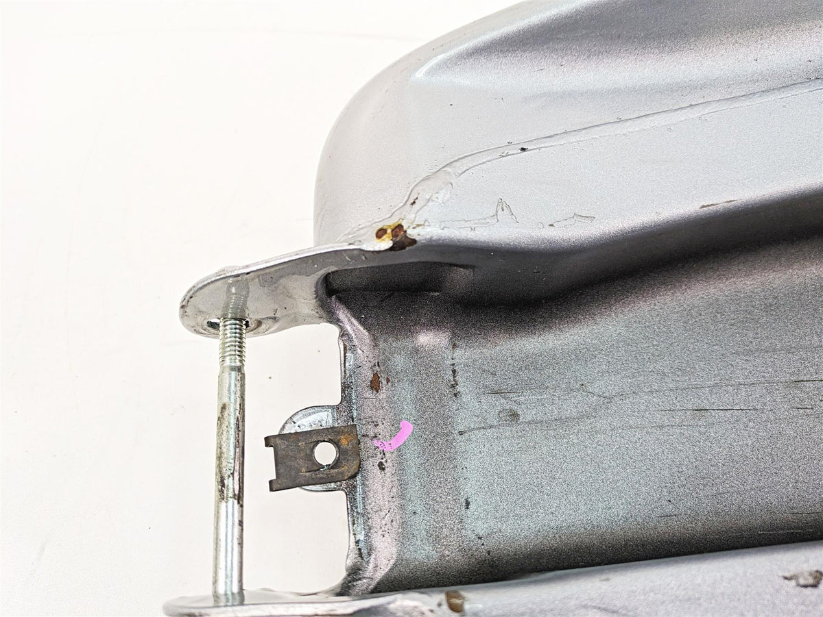 2012 Harley FLD Dyna Switchback Fuel Gas Petrol Tank Reservoir -No Dent 61593-10 {{ shop.shopifyCountryName }} - Mototech271