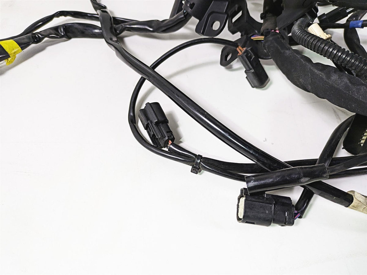 2017 Harley Touring FLHTKSE CVO E-Glide Main Wiring Harness Abs - Read 69201552 {{ shop.shopifyCountryName }} - Mototech271