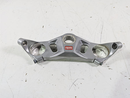 2021 Aprilia RS660 Upper Triple Tree Steering Clamp 2B005253 {{ shop.shopifyCountryName }} - Mototech271