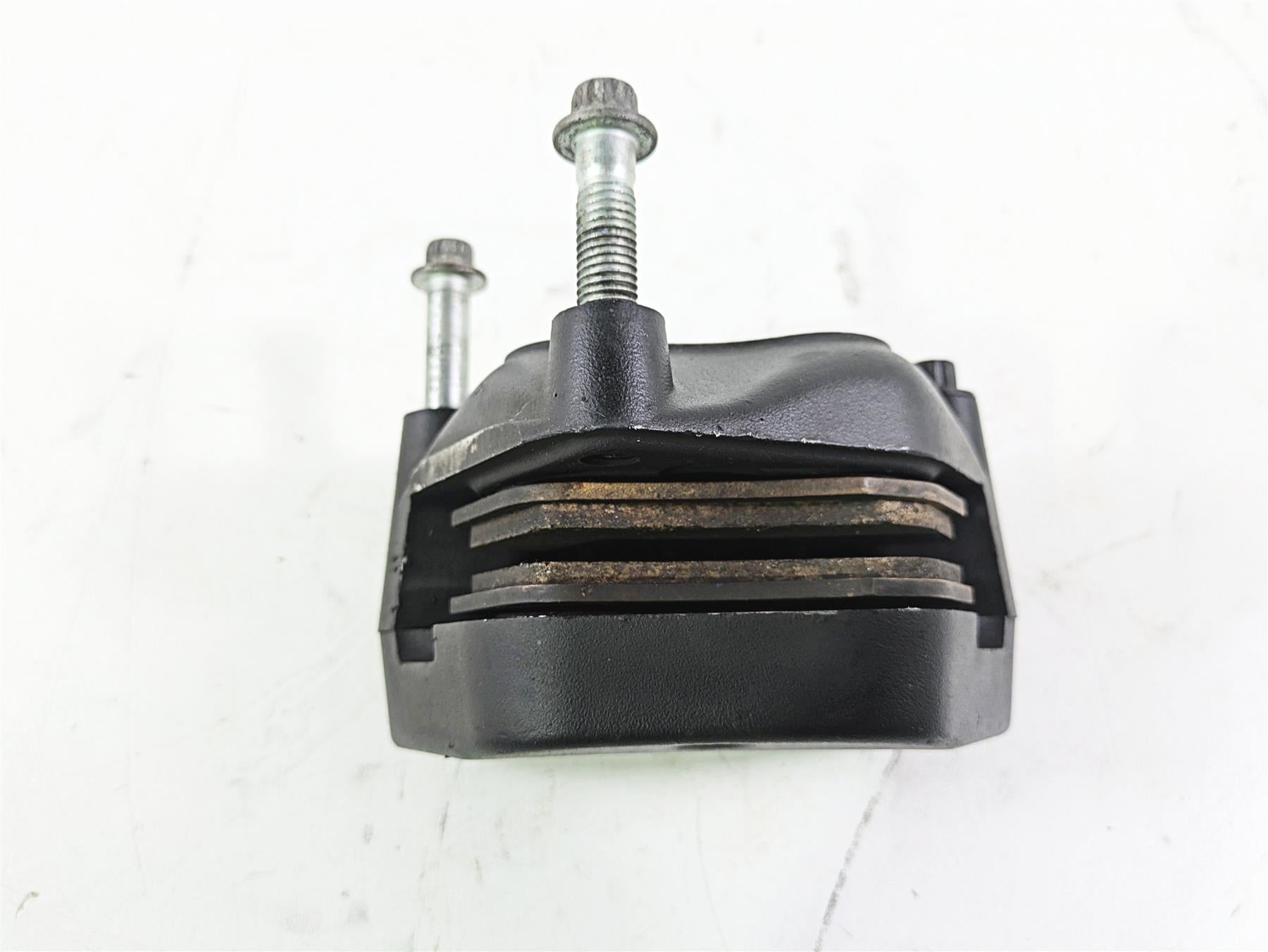 2004 Harley FLSTCI Softail Heritage Front Brake Caliper 44046-00D {{ shop.shopifyCountryName }} - Mototech271