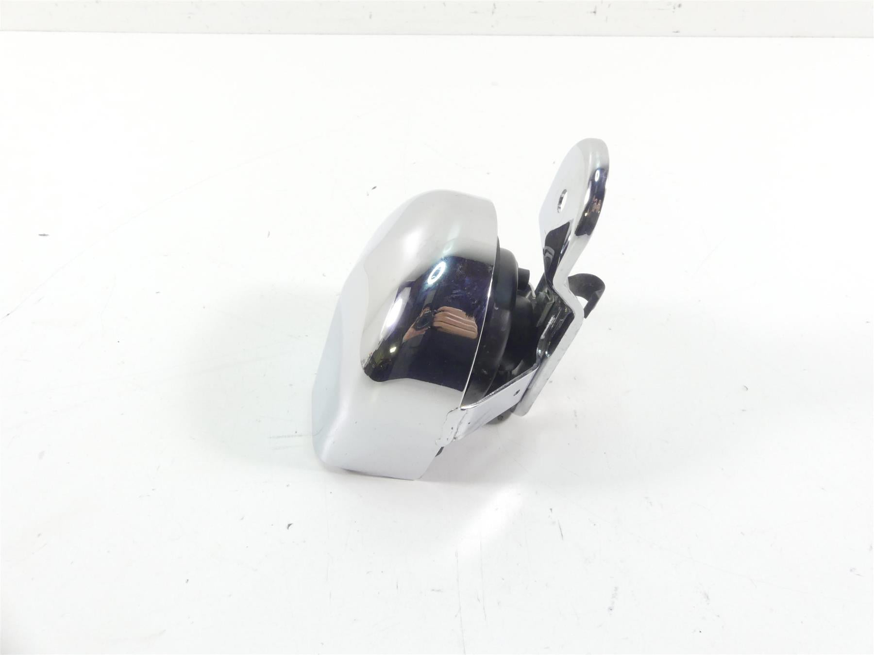 2009 Harley FLHTCU SE4 CVO E-Glide Horn & Chrome Cover 61300478A {{ shop.shopifyCountryName }} - Mototech271