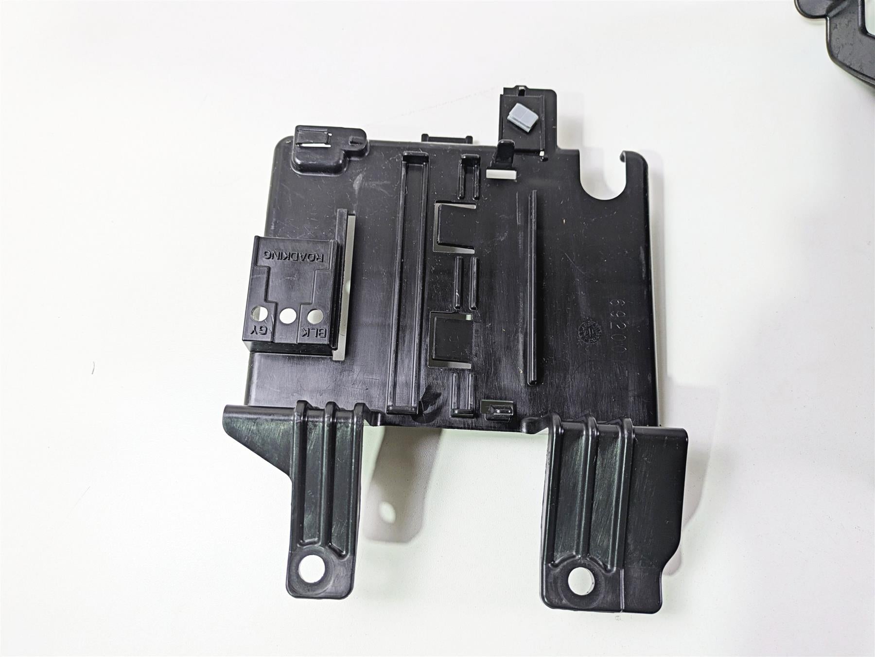 2016 Harley Touring FLHR Road King Battery & Electrical Holder Set 66000010A {{ shop.shopifyCountryName }} - Mototech271
