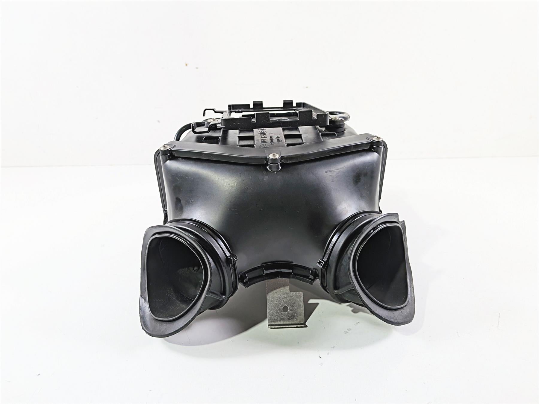 2018 Aprilia RSV4 RR Air Filter Box & Velocity Stacks 2B001216 2B003660 {{ shop.shopifyCountryName }} - Mototech271