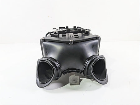 2018 Aprilia RSV4 RR Air Filter Box & Velocity Stacks 2B001216 2B003660 {{ shop.shopifyCountryName }} - Mototech271