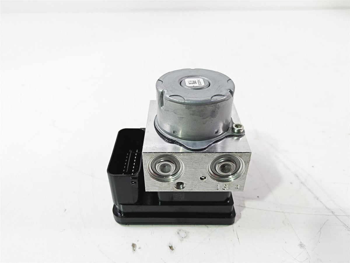 2022 MV Agusta F3 800 Rosso Abs Brake Pump Module Unit 8000C8261 {{ shop.shopifyCountryName }} - Mototech271