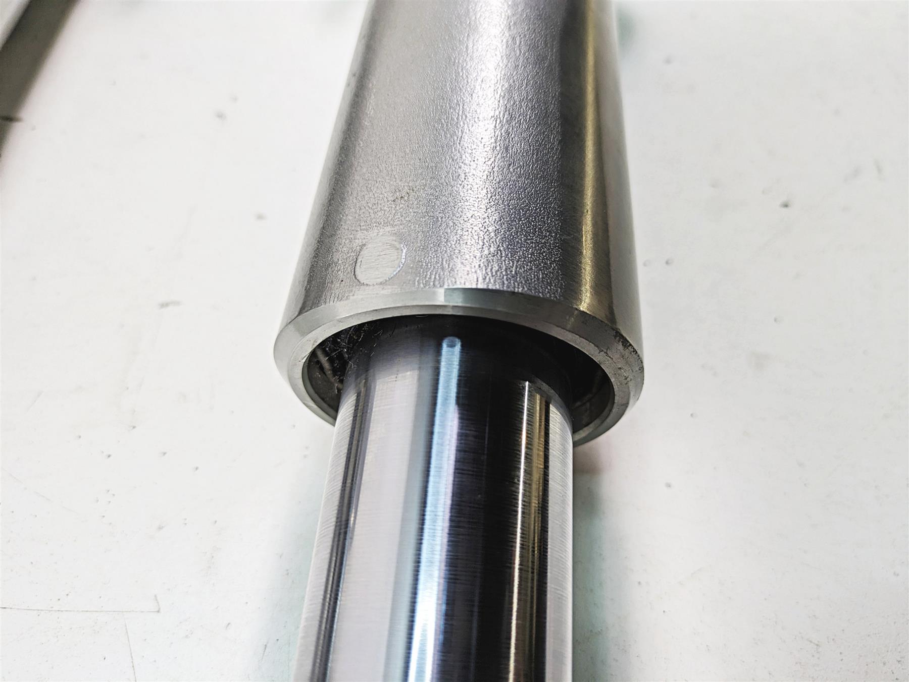 2006 Harley Touring FLHTCUI Electra Glide Front Fork Legs 41mm 46495-06 46502-06 {{ shop.shopifyCountryName }} - Mototech271