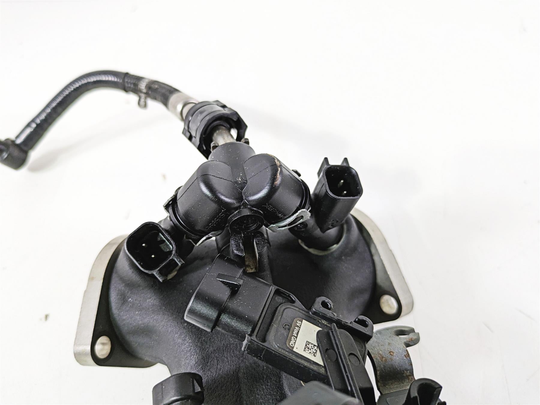 2012 Harley FLD Dyna Switchback Throttle Body Fuel Injection 27708-10A {{ shop.shopifyCountryName }} - Mototech271