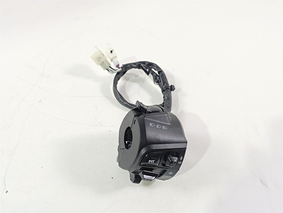 2017 Aprilia RSV 1100 Tuono V4 Factory Left Hand Light Control Switch 2D0002965 {{ shop.shopifyCountryName }} - Mototech271
