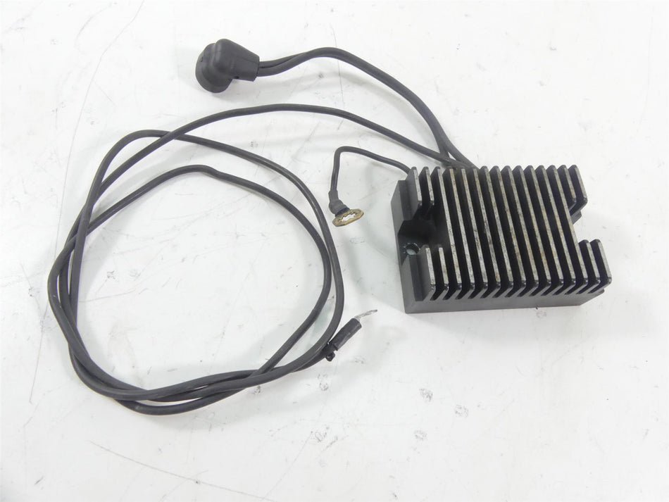 1995 Harley Dyna FXDL Low Rider Rectifier Voltage Regulator 74519-88B {{ shop.shopifyCountryName }} - Mototech271