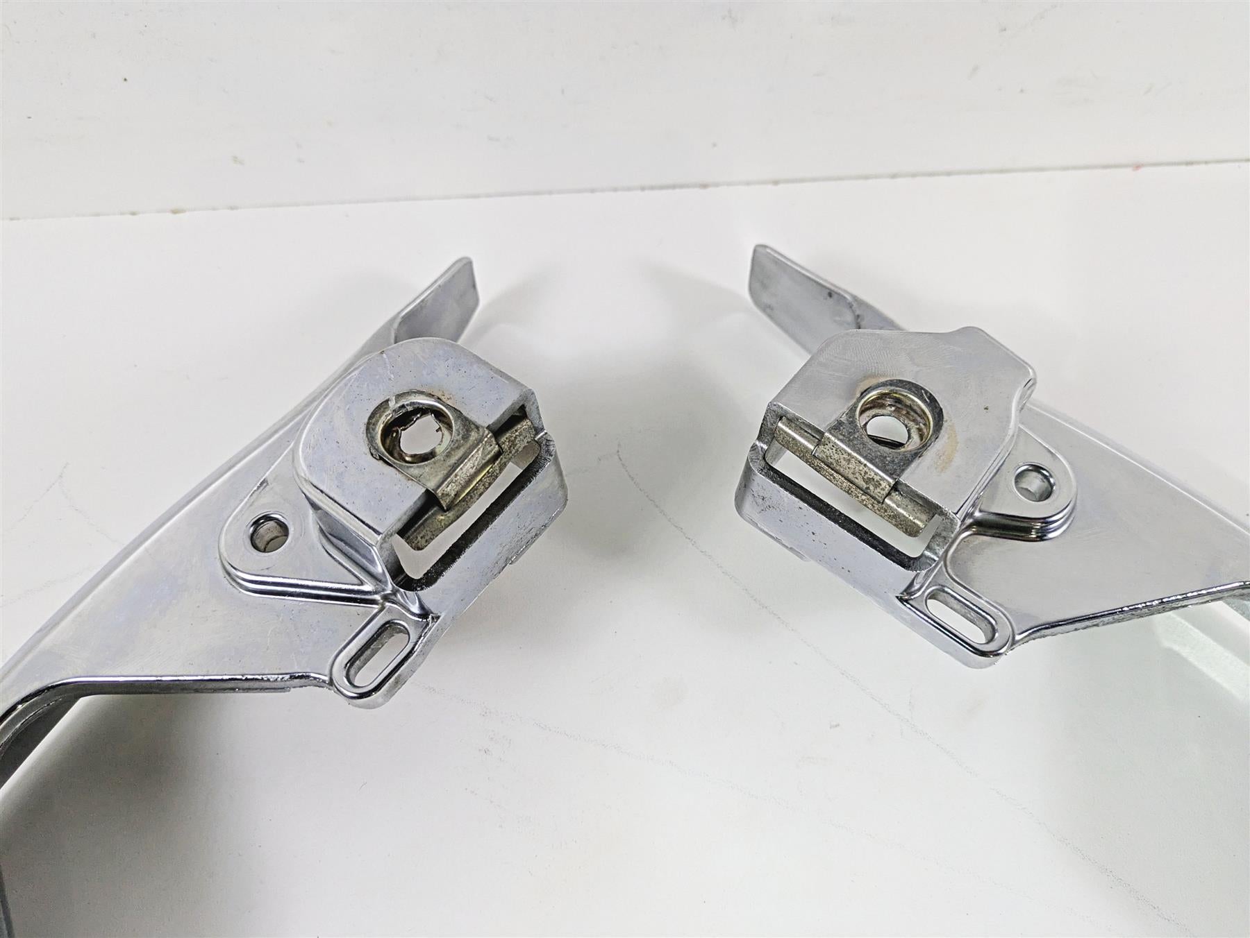 2016 Harley Touring FLHR Road King Rear Chrome Bag Support & Light Set 90200503 {{ shop.shopifyCountryName }} - Mototech271