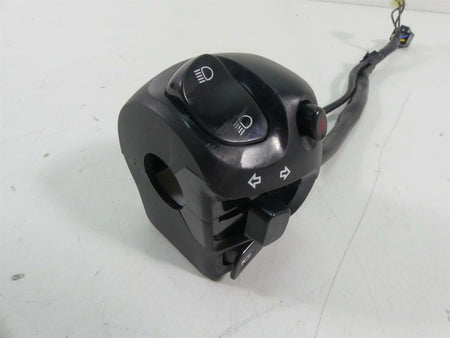 2020 Yamaha VMX17 1700 Left Hand Control Switch Blinker Signal 2S3-83972-00-00 {{ shop.shopifyCountryName }} - Mototech271