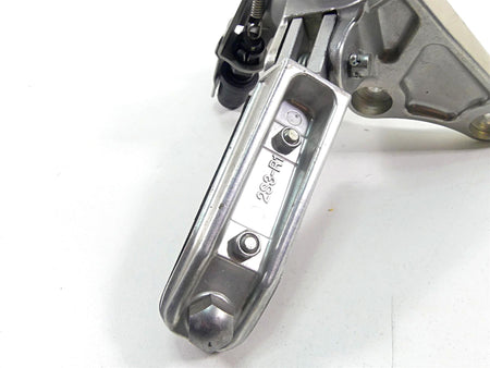 2012 Yamaha VMX17 VMAX 1700 Right Footpeg Foot Peg Res 2S3-27443-00-00 {{ shop.shopifyCountryName }} - Mototech271