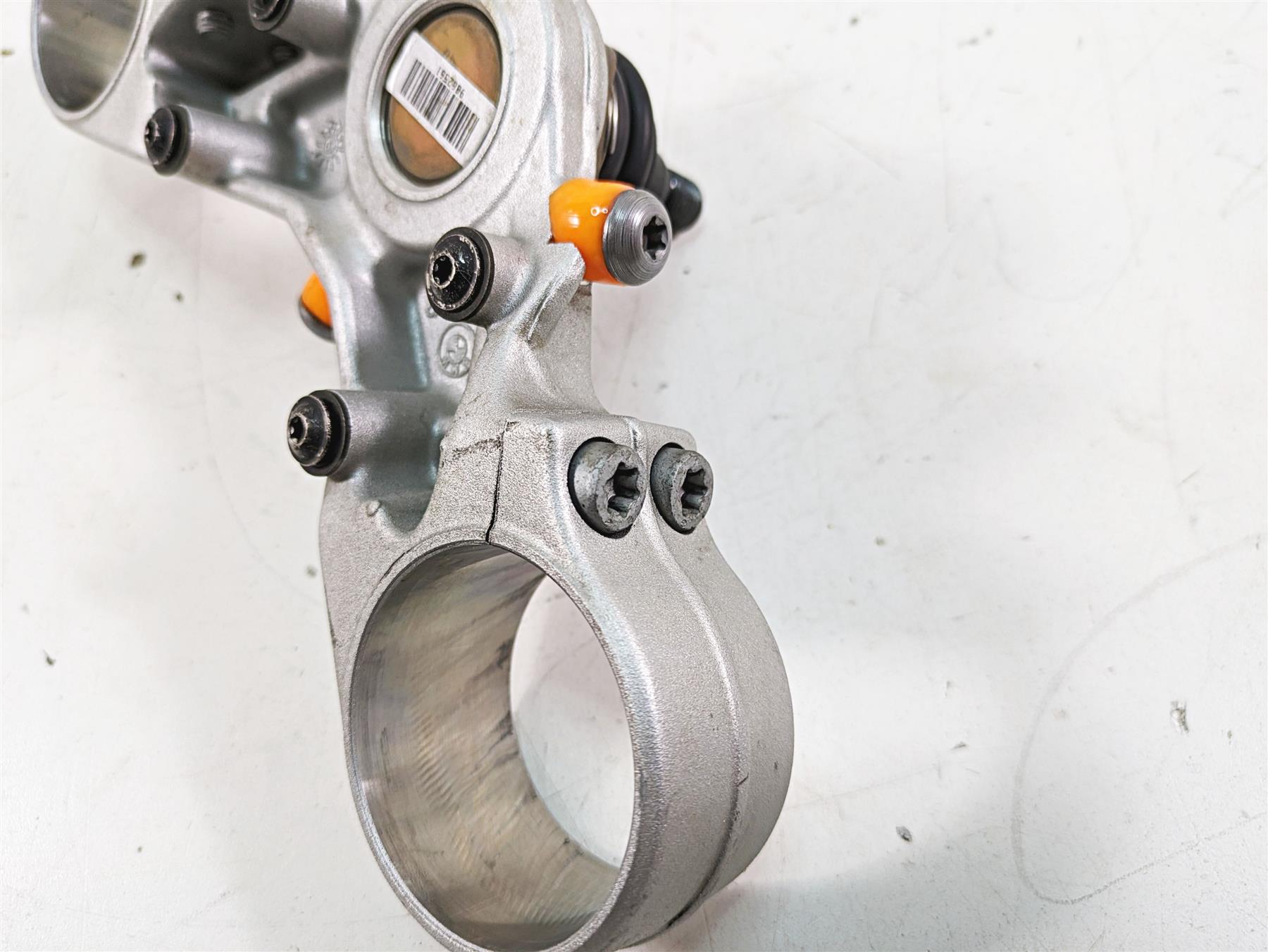 2007 BMW R1200GS K255 Adv Lower Triple Tree Steering Clamp 31427664956 7664962 {{ shop.shopifyCountryName }} - Mototech271