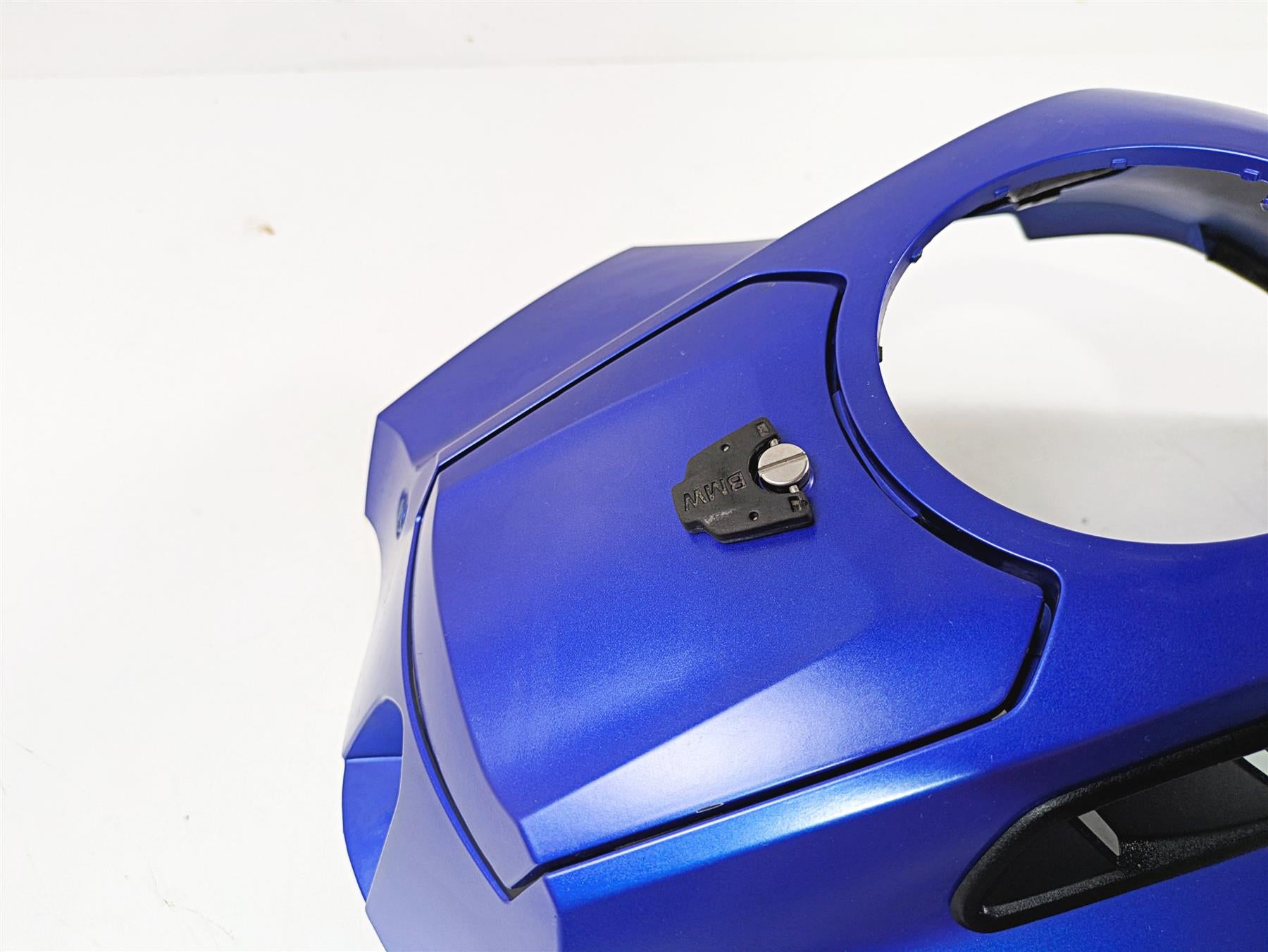 2015 BMW R1200 GS Adv K51 Center Fuel Tank Cover & Lid Racingblue 46638532242 {{ shop.shopifyCountryName }} - Mototech271