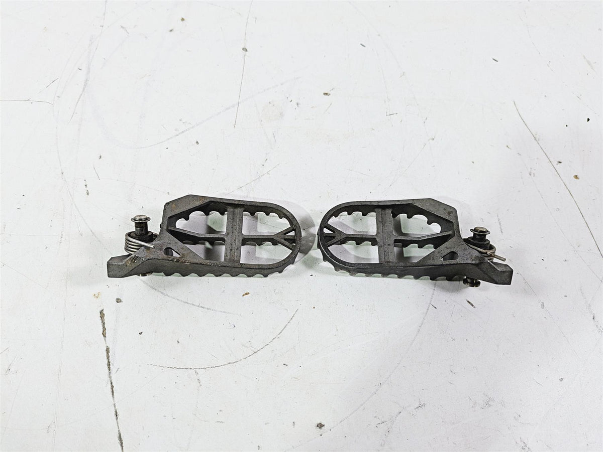 2015 BMW R1200GS Adv K51 Oem Rider Footpeg Foot Peg Set 46718529843 46718529844 {{ shop.shopifyCountryName }} - Mototech271