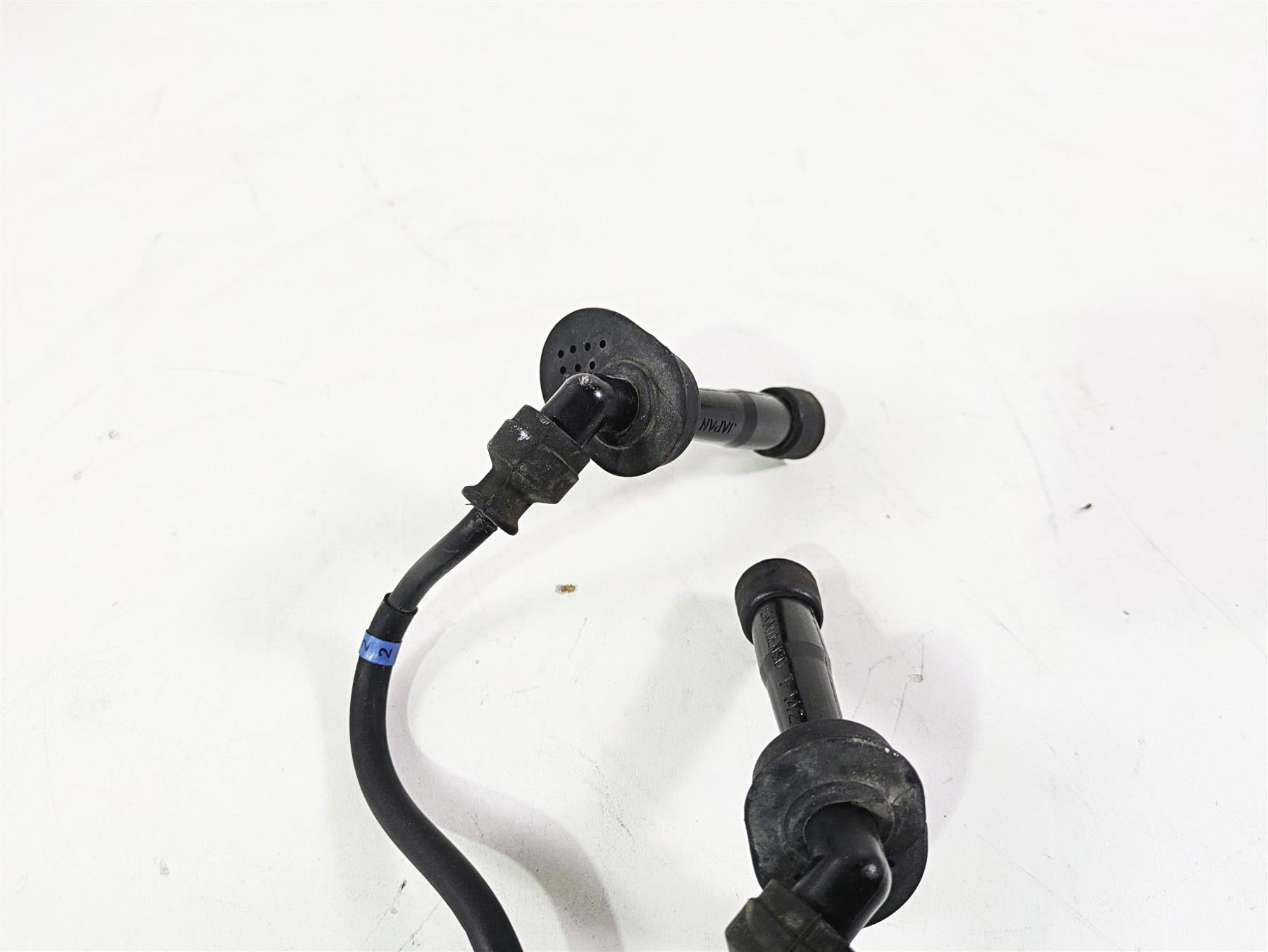2003 Suzuki GSF1200 Bandit Denso Ignition Coil + Wiring & Plugs 33420-31F00 {{ shop.shopifyCountryName }} - Mototech271