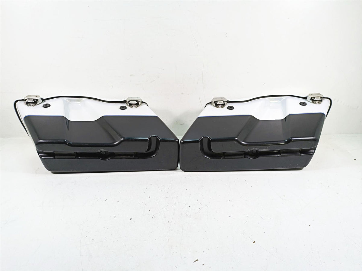 2008 Harley FLHTCU Electra Glide Left Right Saddlebag Saddle Bag Set 90752-93 {{ shop.shopifyCountryName }} - Mototech271