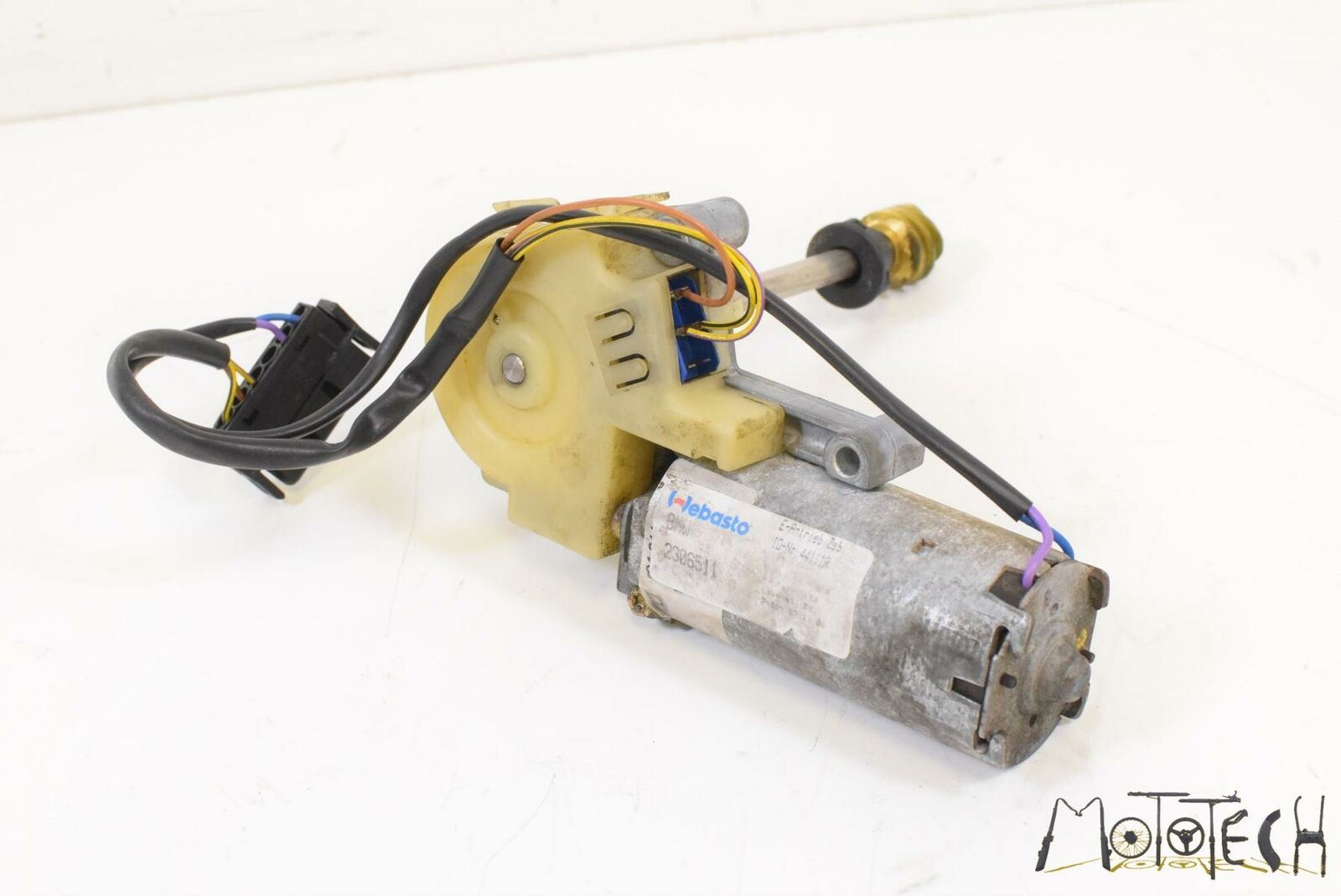 1996 BMW R1100RT R1100 259T Windshield Adjuster Motor Actuator 46632306511 {{ shop.shopifyCountryName }} - Mototech271