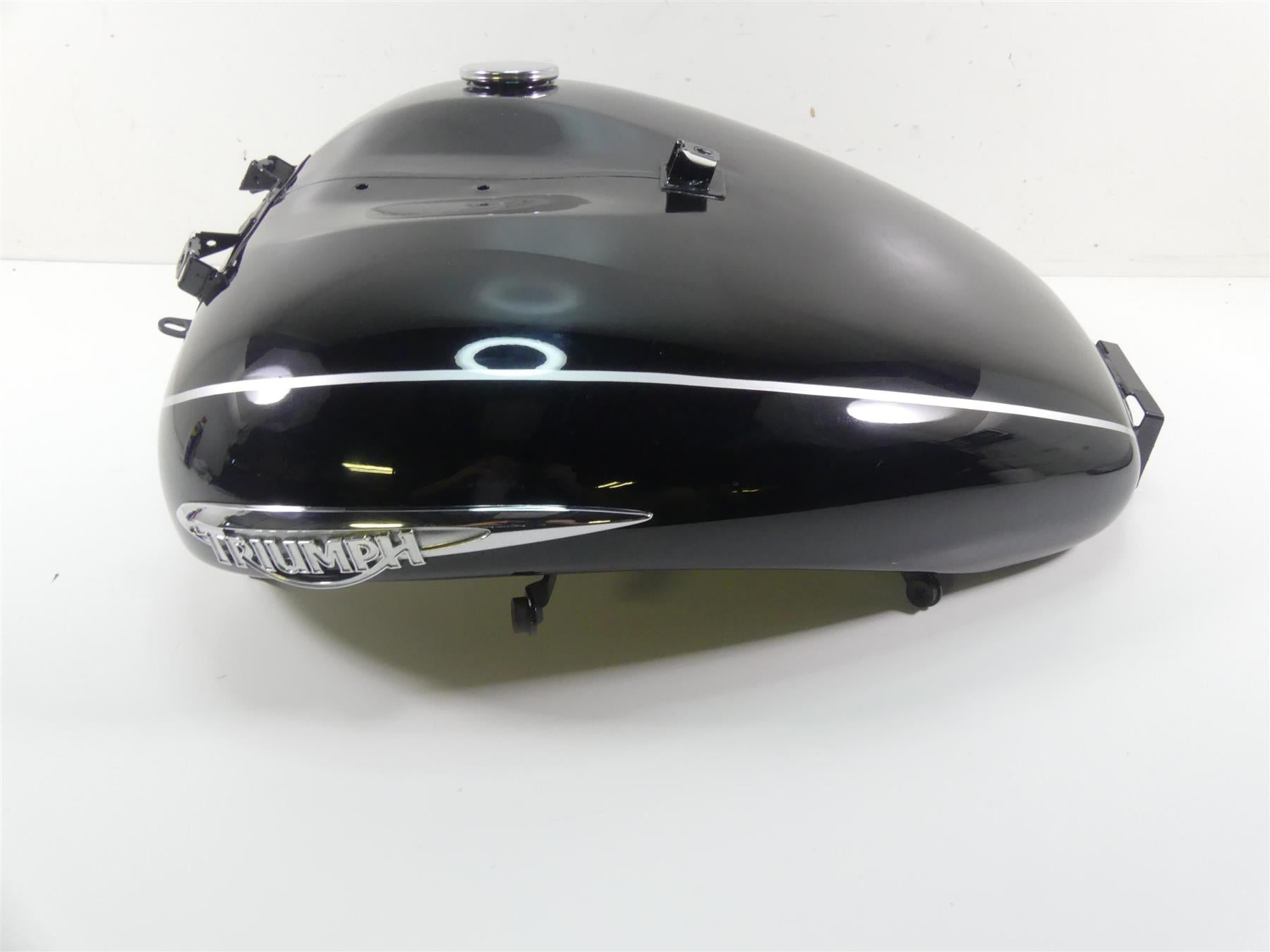 2013 Triumph Rocket 3 Touring Fuel Gas Petrol Tank -Read T2400621 {{ shop.shopifyCountryName }} - Mototech271