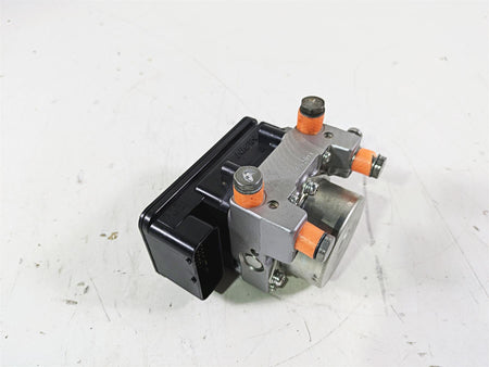 2015 Triumph Tiger Explorer XC Abs Brake Pump Unit Module T2026501 {{ shop.shopifyCountryName }} - Mototech271