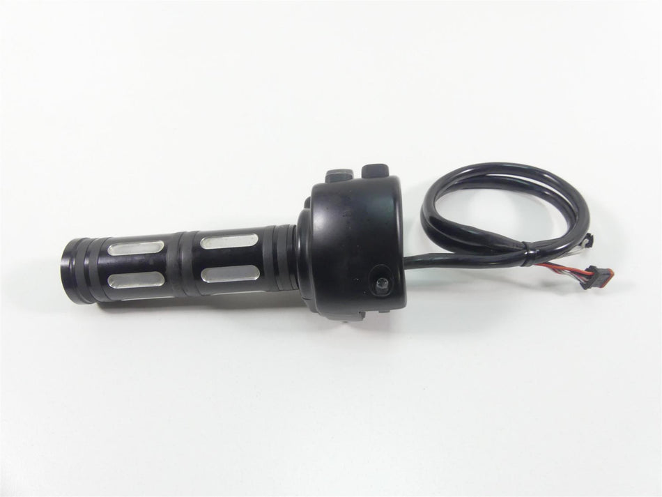 2018 Harley FXBRS Softail Breakout Right Hand Start Kill Control Switch 71500462 {{ shop.shopifyCountryName }} - Mototech271