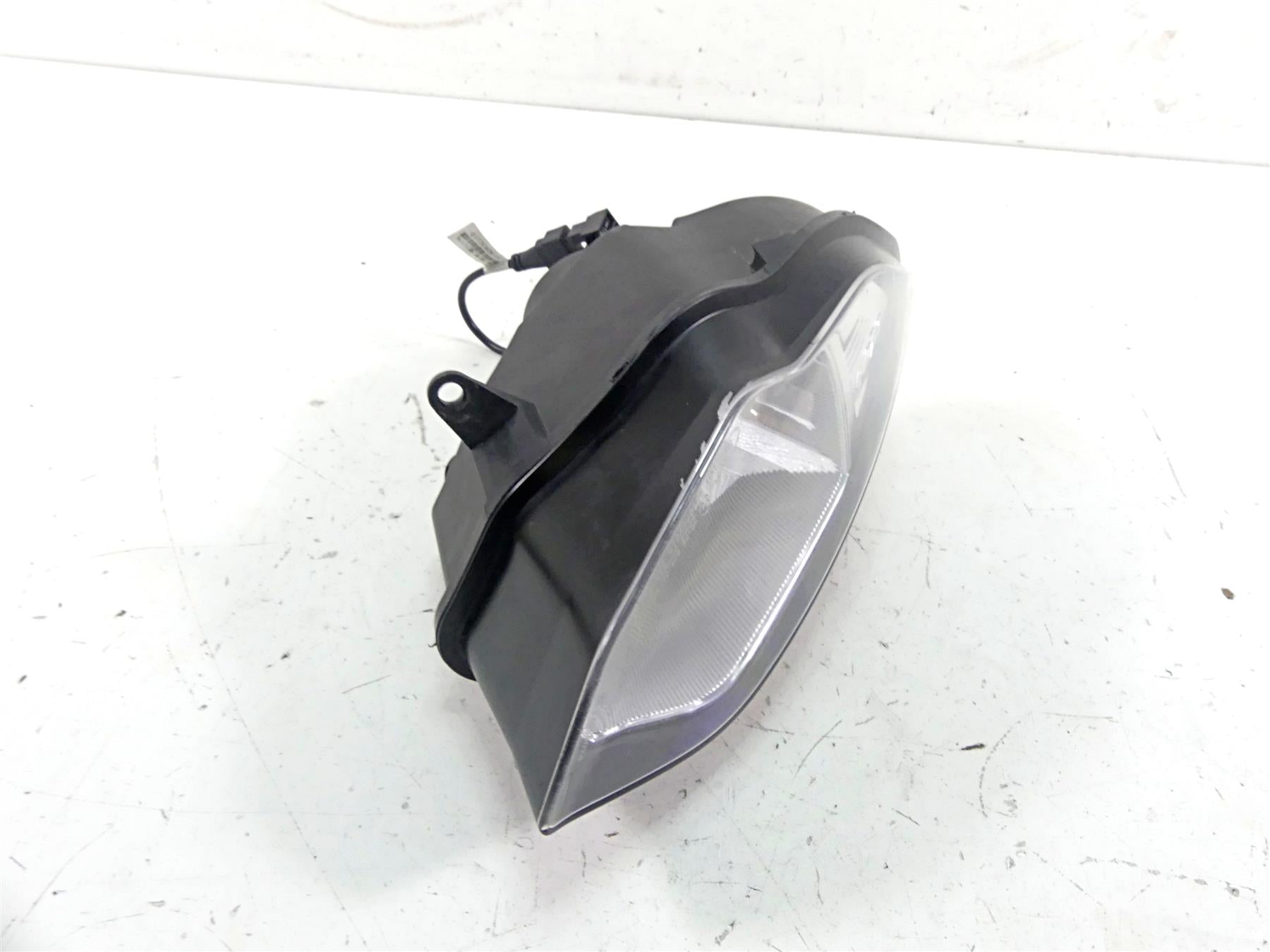 2018 BMW S1000RR K46 Right Headlight Low Beam -Broken Tabs 63128549326 {{ shop.shopifyCountryName }} - Mototech271