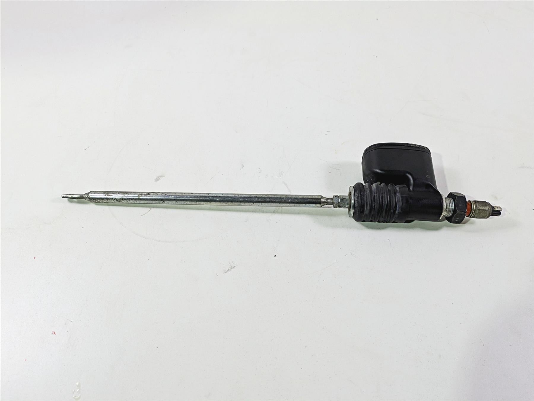 2011 Harley FXDC Dyna Super Glide Rear Brake Master Cylinder 42474-06C {{ shop.shopifyCountryName }} - Mototech271