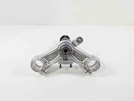 2023 BMW R nineT Scrambler K23 Lower Triple Tree Steering Clamp 31428560399 {{ shop.shopifyCountryName }} - Mototech271