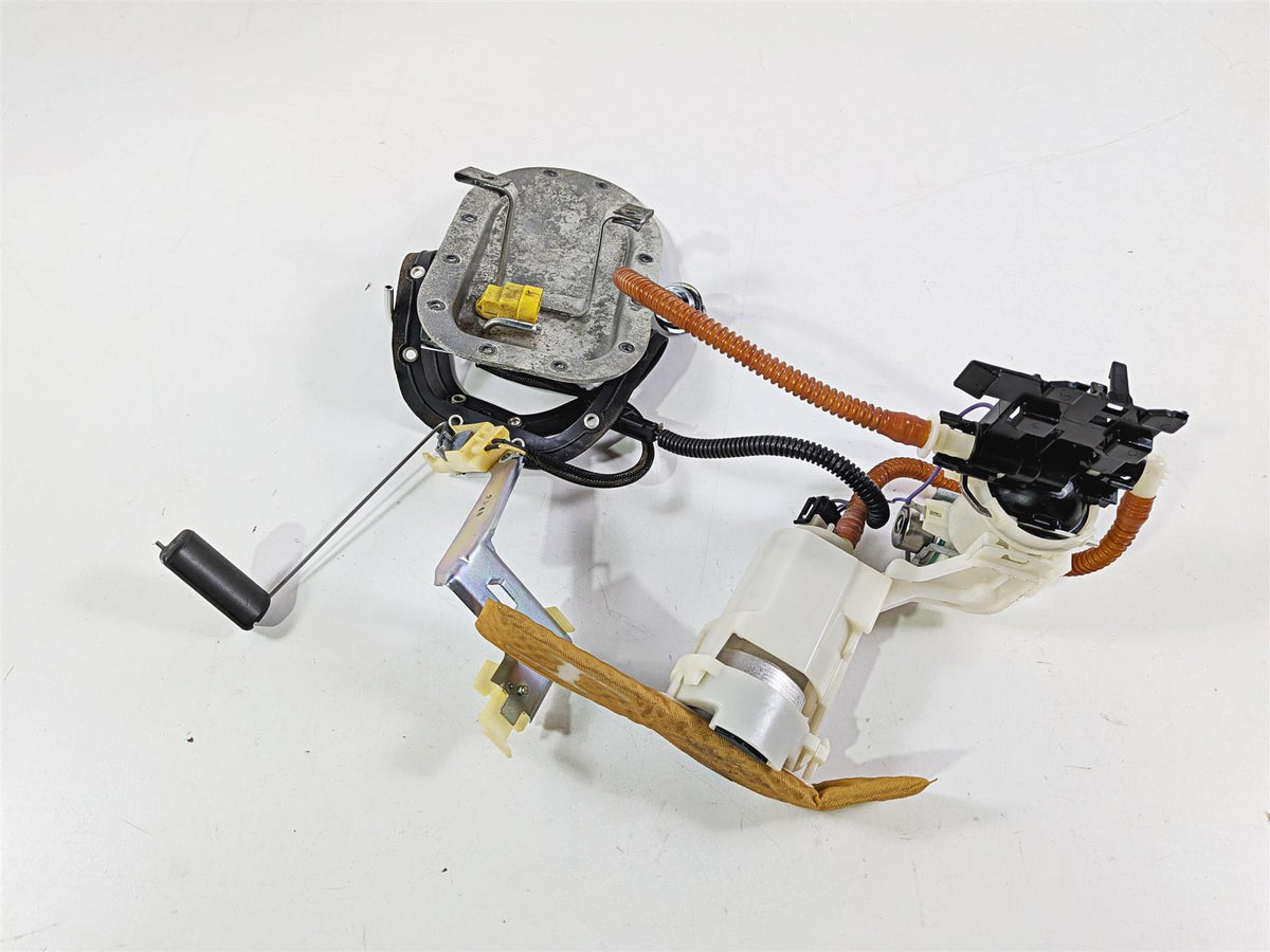 2008 Harley FXDSE CVO Dyna Fuel Gas Pump & Sending Unit 75218-04D 75246-04A-Mototech271