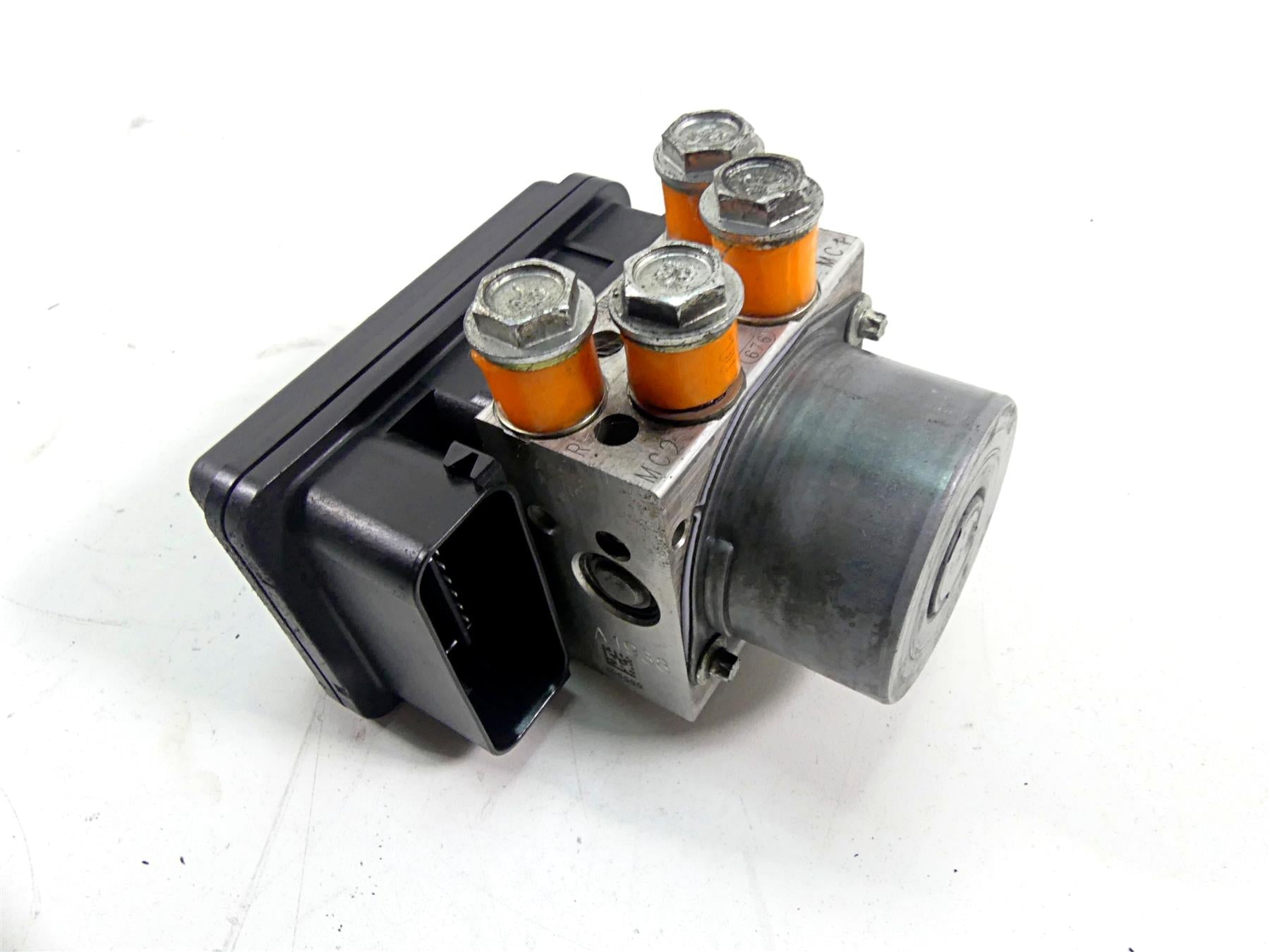 2017 Harley XL1200 CX Sportster Roadster Abs Brake Pump Module Unit 41100043C {{ shop.shopifyCountryName }} - Mototech271
