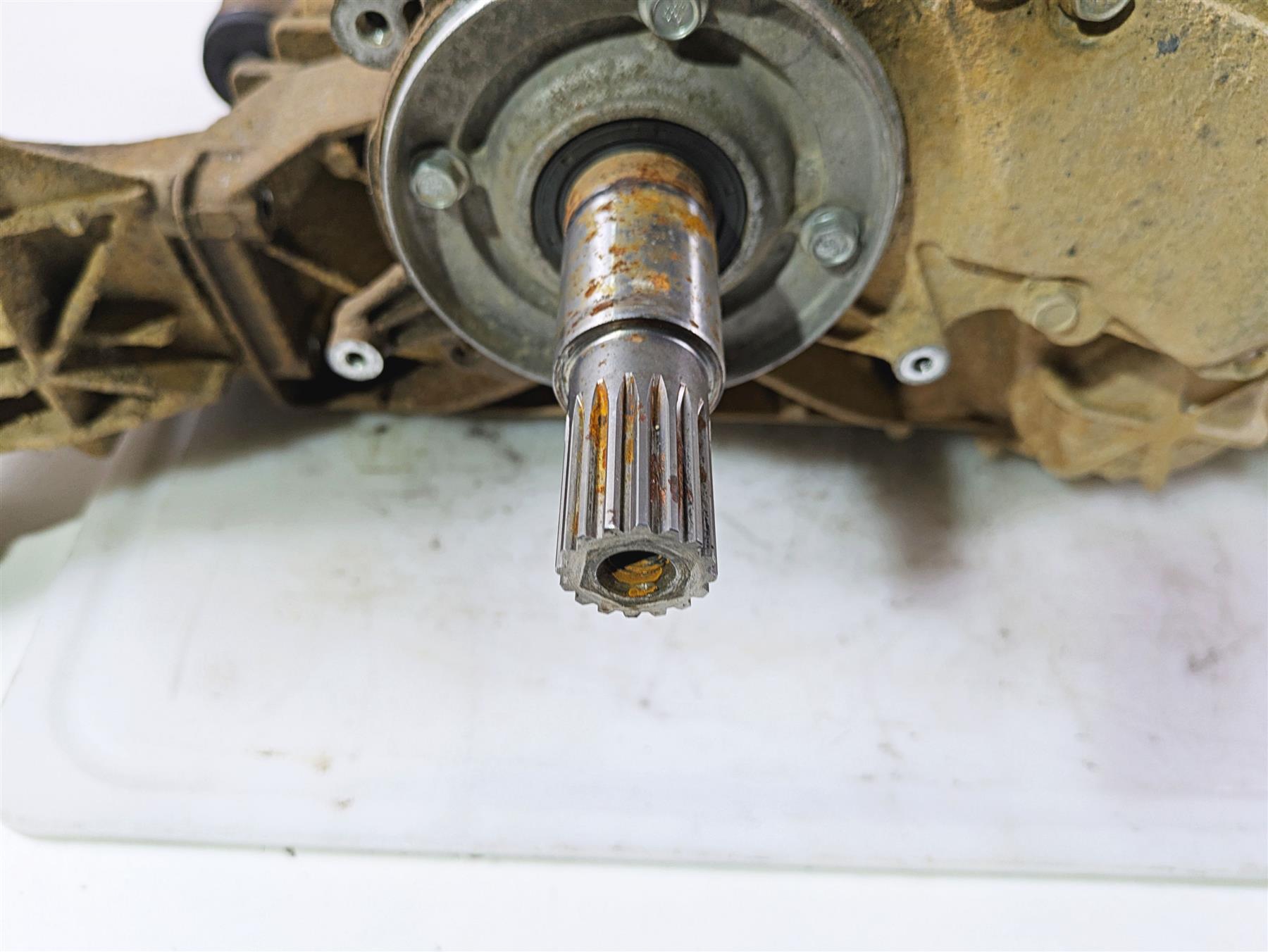 2020 Can Am Maverick X3 Turbo R STD Transmission Tranny Gear Box 420686506 {{ shop.shopifyCountryName }} - Mototech271